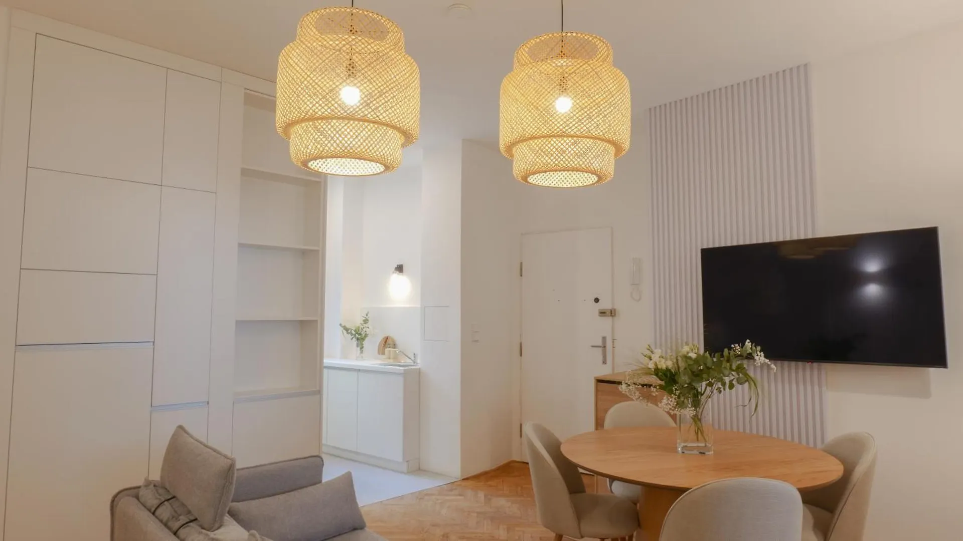 Royal Apartment On Wenceslas Square براغ