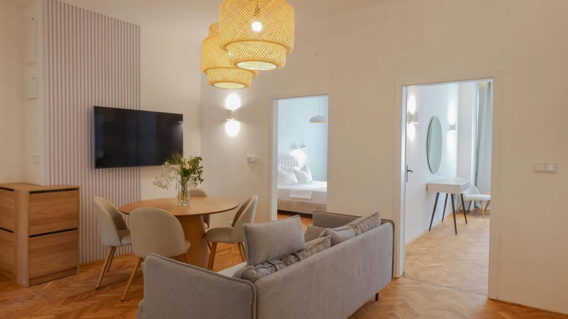 Royal Apartment On Wenceslas Square براغ جمهورية التشيك